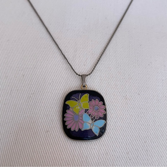 Vintage CLOISONNÉ Butterfly Spring Floral Pastel Fairy Cottage Core Necklace - Picture 9 of 9